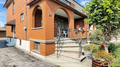 68 Mulholland Ave, House attached with 3 bedrooms, 2 bathrooms and 8 parking in North York ON | Image 3