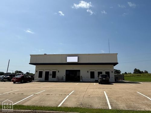 8 Southpointe Dr, Paragould, AR, 72450-6238 | Card Image