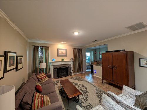 8655 Brittania Ct, Dallas, TX, 75243-8032 | Card Image
