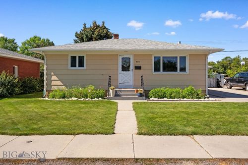 940 E Parkview Ct, Dillon, MT, 59725-3256 | Card Image