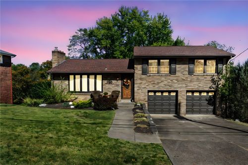 4859 Emblem Dr S, Pittsburgh, PA, 15236-2123 | Card Image