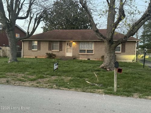 704 Lynnwood Way, Bowling Green, KY, 42104-4019 | Card Image
