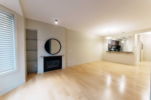 204-830 Centre Ave Ne, Calgary, AB, T2E9C3 | Card Image