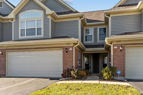 232 Manor Dr, Buffalo Grove, IL, 60089-2416 | Card Image