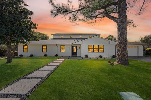 504 Main St, Roanoke, TX, 76262-8641 | Card Image