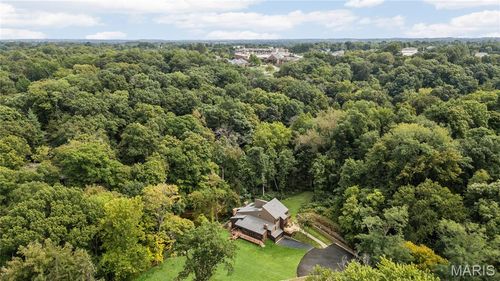 35 Arrowhead Estates Ct, Chesterfield, MO, 63017 | Card Image
