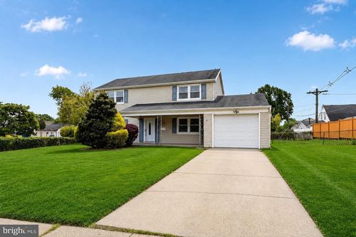 44 Hornblende Ln, Willingboro, NJ, 08046-1730 | Card Image