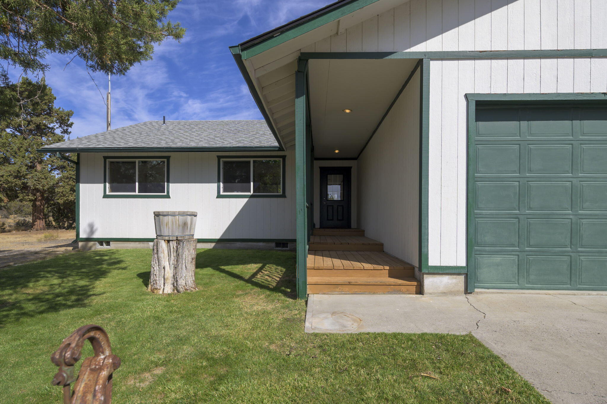 101st St, Redmond, OR 97756