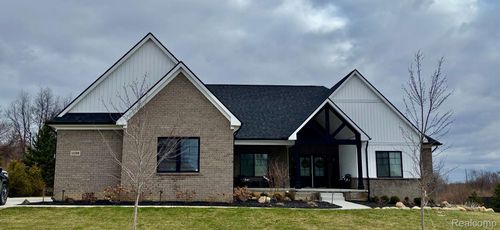 4448 Ford Ave, Linden, MI, 48451-9189 | Card Image