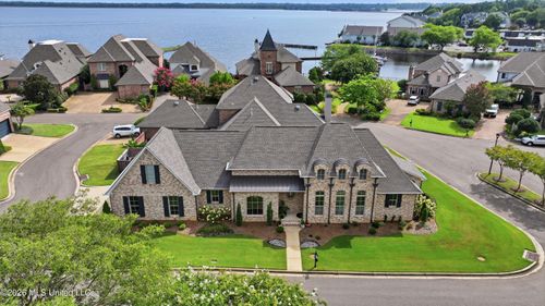 103 Summers Ln, Ridgeland, MS, 39157-9232 | Card Image