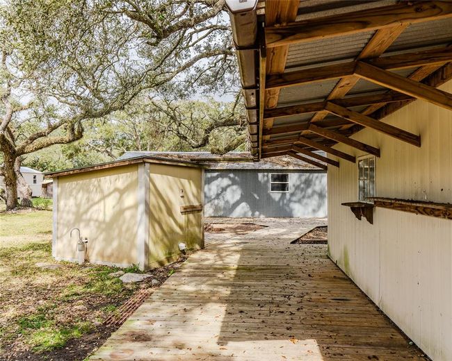 4311 Cr 417 Hoffman Rd, House other with 4 bedrooms, 2 bathrooms and 2 parking in Markham TX | Image 29