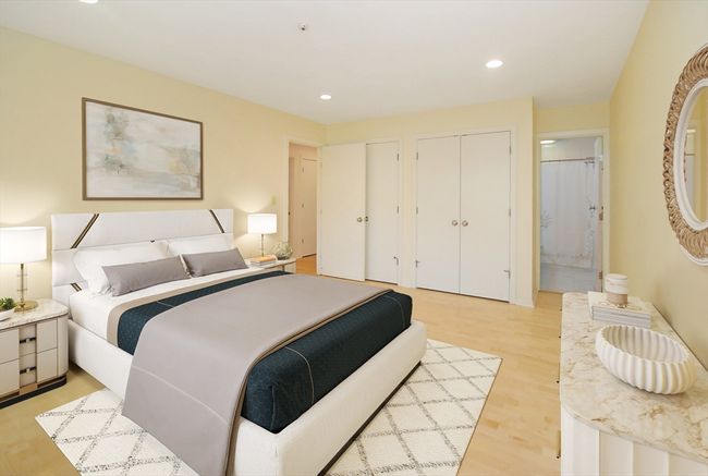 UNIT-3 - 19 Concord Greene, Condo with 2 bedrooms, 2 bathrooms and 1 parking in Concord MA | Image 16