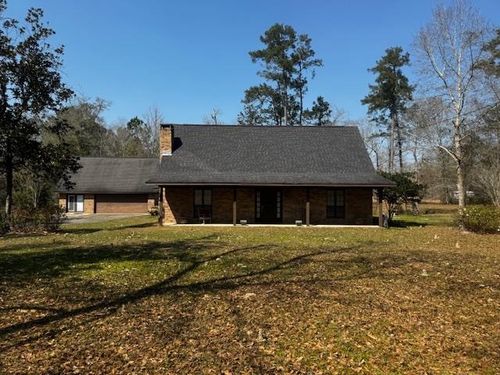 102 Brookwood Dr, Silsbee, TX, 77656-8912 | Card Image