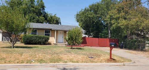 935 Powell Rd, Mesquite, TX, 75149-3828 | Card Image