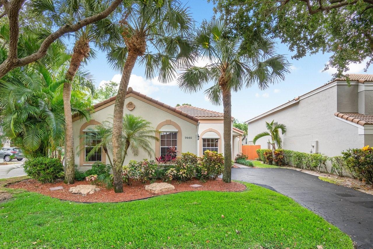 61st Ave, Parkland, FL 33067