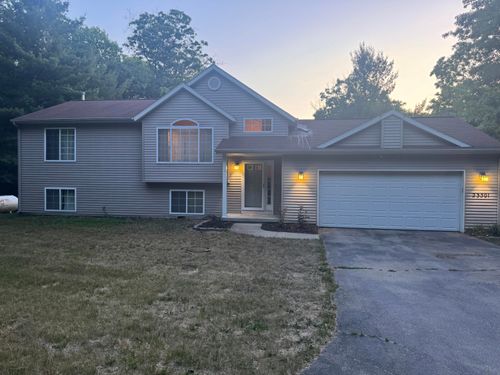 23501 Almy Rd, Howard City, MI, 49329-7805 | Card Image