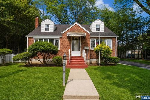316 Grove St, New Milford, NJ, 07646-1823 | Card Image