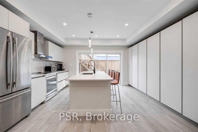 2 - 207 Perth Ave, House other with 1 bedrooms, 1 bathrooms and null parking in Toronto ON | Image 8