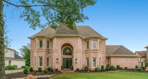 136 Fox Glade Ln, Cordova, TN, 38018-7758 | Card Image