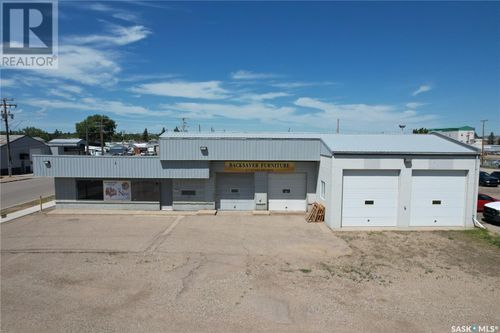 280 Manitoba St W, Moose Jaw, SK, S6H1R1 | Card Image