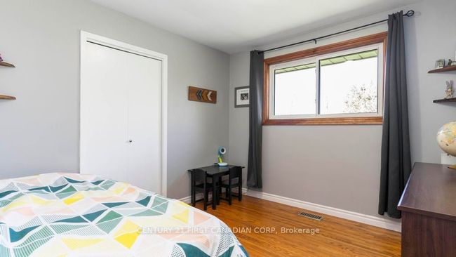 21725 Adelaide Rd, House other with 3 bedrooms, 1 bathrooms and 10 parking in Mount Brydges ON | Image 16