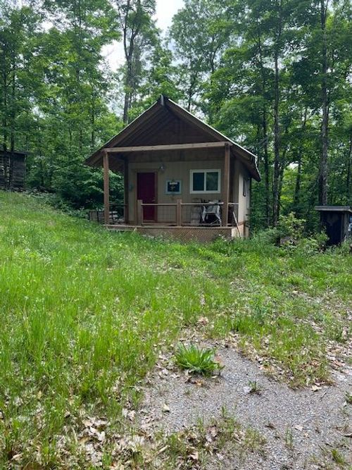 426-S Pine View Ridge Rd, Gilmour, ON, K0L1W0 | Card Image
