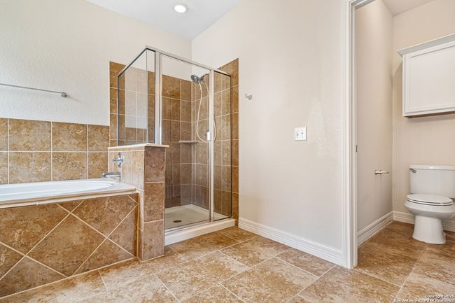 5801 Devonwood St, House other with 4 bedrooms, 3 bathrooms and null parking in Cibolo TX | Image 10
