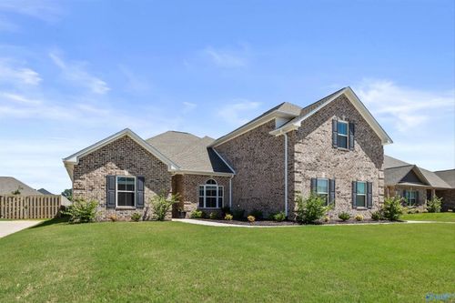 17401 Stonegate Dr, Athens, AL, 35613-8676 | Card Image