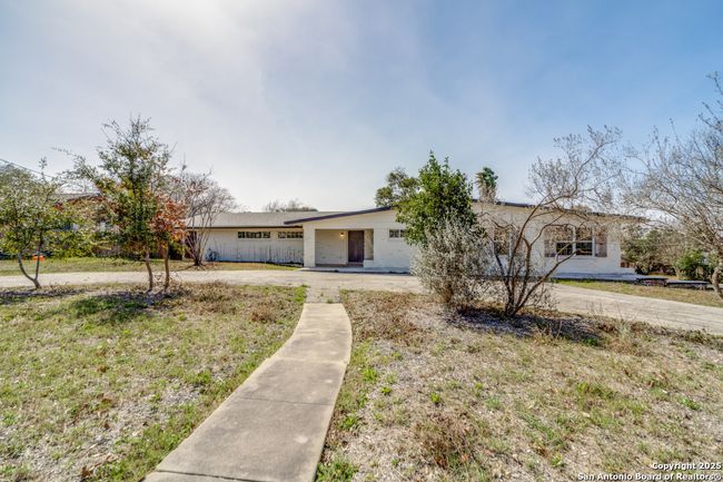 124 Herweck Dr, House other with 4 bedrooms, 3 bathrooms and null parking in Castle Hills TX | Image 43