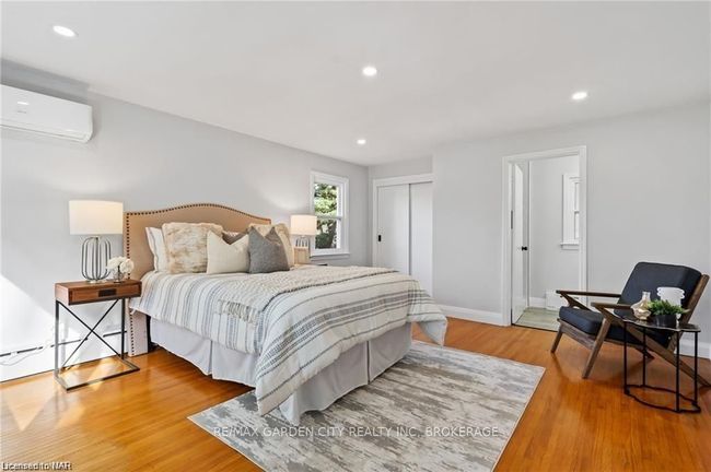 246 York St, House other with 3 bedrooms, 2 bathrooms and 3 parking in Saint Catharines ON | Image 12