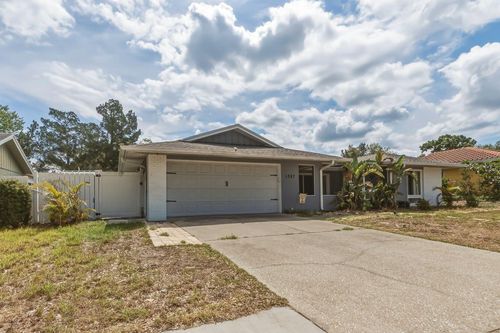 1387 S Disston Ave, TARPON SPRINGS, FL, 34689-3915 | Card Image