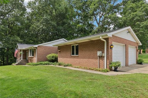 100 Joshua Dr, Harmony, PA, 16037-8816 | Card Image