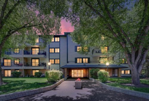 203-727 56 Ave Sw, Calgary, AB, T2V4Z8 | Card Image