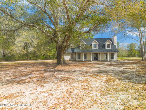 8620 Rose Rd, Vancleave, MS, 39565-8406 | Card Image
