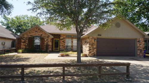6044 Sundown Dr, Watauga, TX, 76148-1352 | Card Image