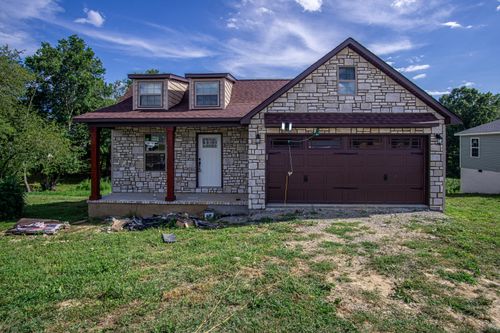 57 Queens Drive, East Bernstadt, KY, 40729 | Card Image