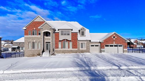 10 Stewart Cres, Thornton, ON, L0L2N0 | Card Image