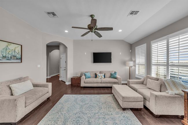201 Wind Stone E, House other with 4 bedrooms, 2 bathrooms and 2 parking in Jarrell TX | Image 15