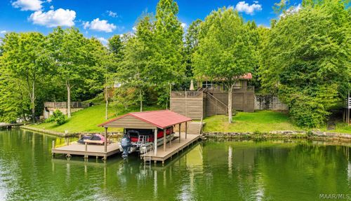 183 Pine Tree Cir, Dadeville, AL, 36853-4202 | Card Image