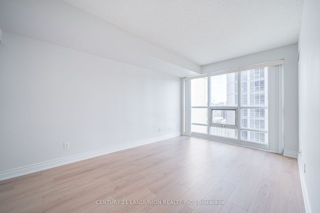 3406 - 763 Bay St, Condo with 2 bedrooms, 1 bathrooms and 1 parking in Toronto ON | Image 17