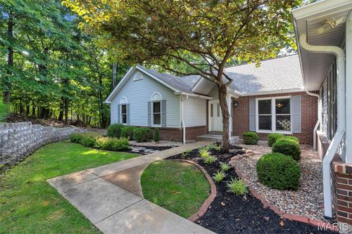 56 High Trails Dr, Eureka, MO, 63025-3562 | Card Image