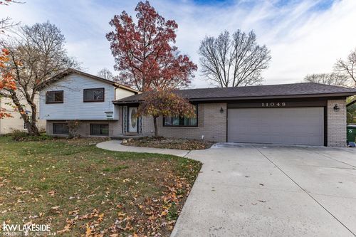 11048 Ranch Home Ct, Shelby Twp, MI, 48317-3442 | Card Image