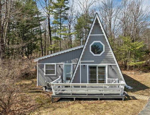 18-1 E Bluff Highlands, Meredith, NH, 03253-5661 | Card Image