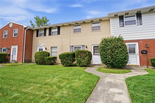 2939 Derr Rd, Springfield, OH, 45503-1336 | Card Image