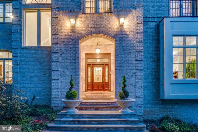 1347 Kirby Rd, House other with 7 bedrooms, 10 bathrooms and null parking in Mclean VA | Image 4