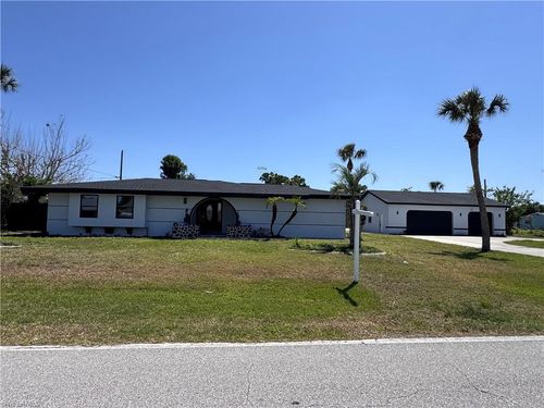 20295 Lorenzo Ave, PORT CHARLOTTE, FL, 33952-3860 | Card Image