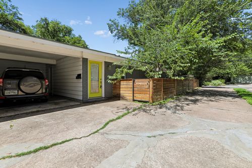 b-4523 Avenue H, Austin, TX, 78751-3122 | Card Image