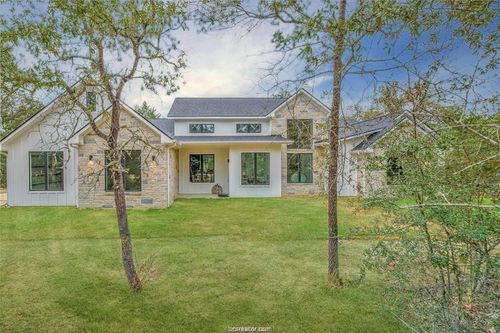 4334 Berkshire Dr, Franklin, TX, 77856-2600 | Card Image