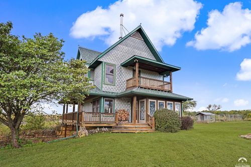 15944 54th St, Oskaloosa, KS, 66066-4175 | Card Image