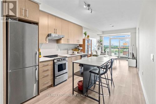 1418-212 King William St, Hamilton, ON, L8R0A7 | Card Image
